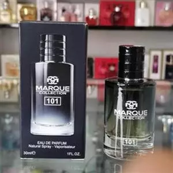  عطر Sauvage از برند MARQUE