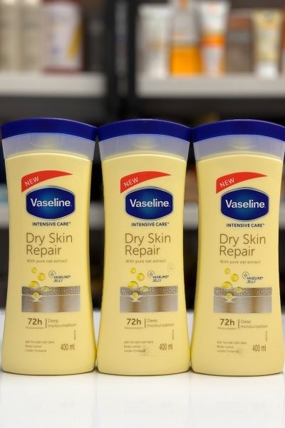لوسیون بدن بدون عطر وازلین مدل Dry Skin Repair 
