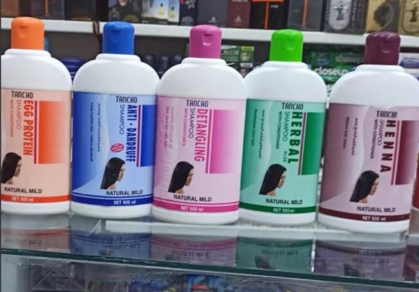 شامپو مخصوص گره‌زدایی و نرم‌کنندگی مدل Detangling 